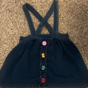 Suspender skirt